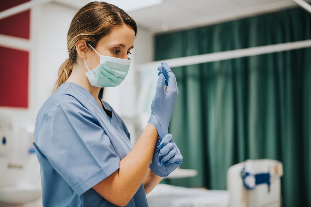 disposable gloves for hospital