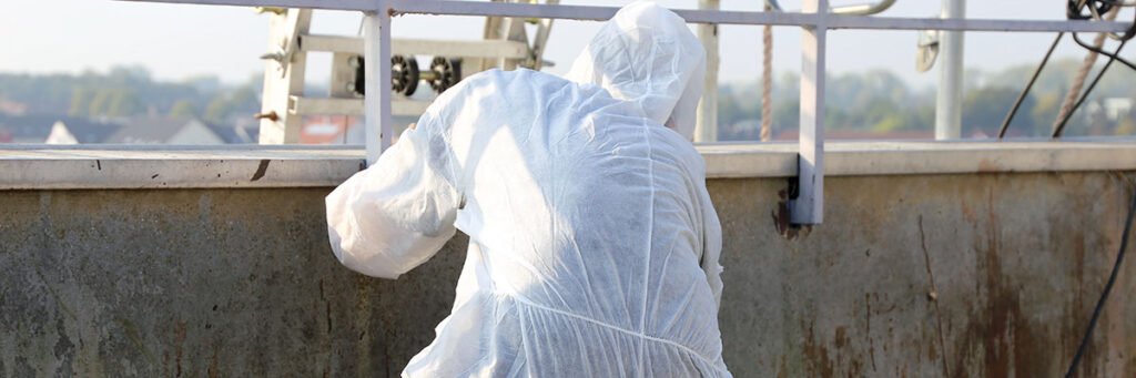 Best Coveralls for Asbestos Removal: Safety, Standards, and Recommendations 1 Coveralls for Asbestos Removal