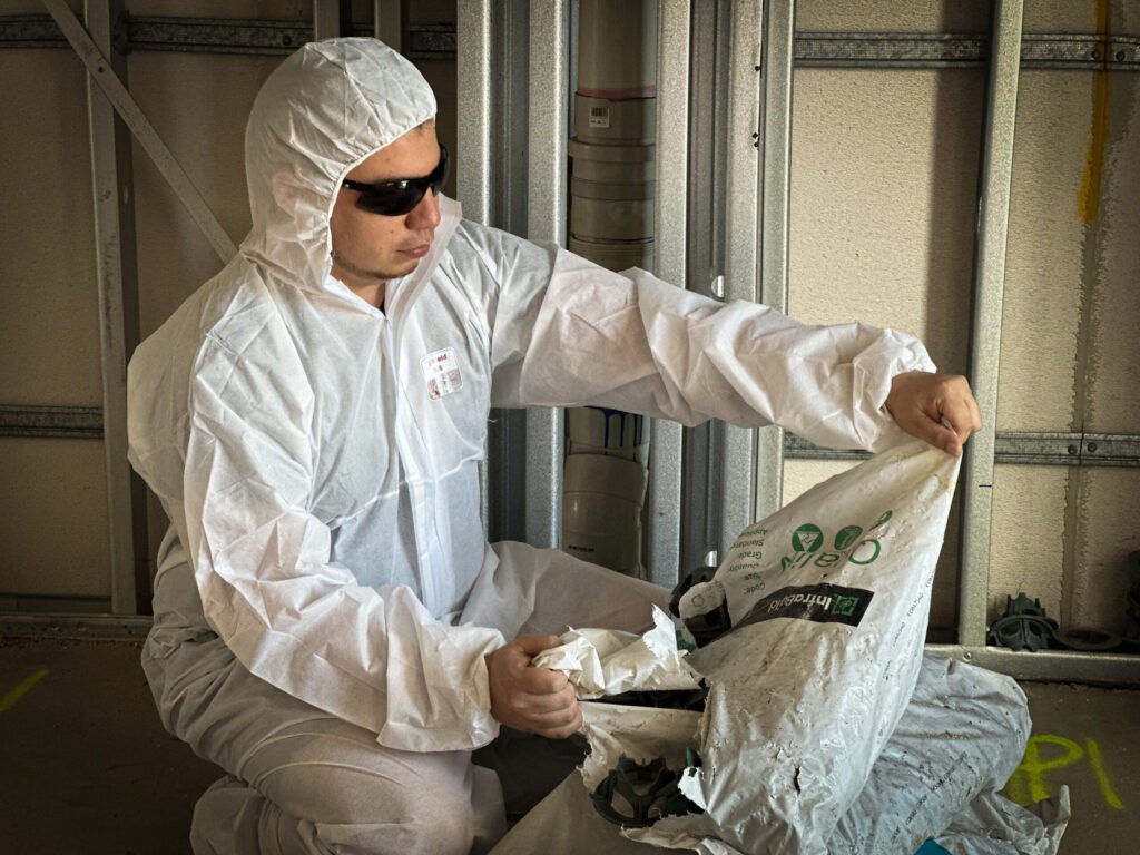 Type 5/6 Disposable Coveralls: The Indispensable Shield 3 Type 5/6 disposable coveralls